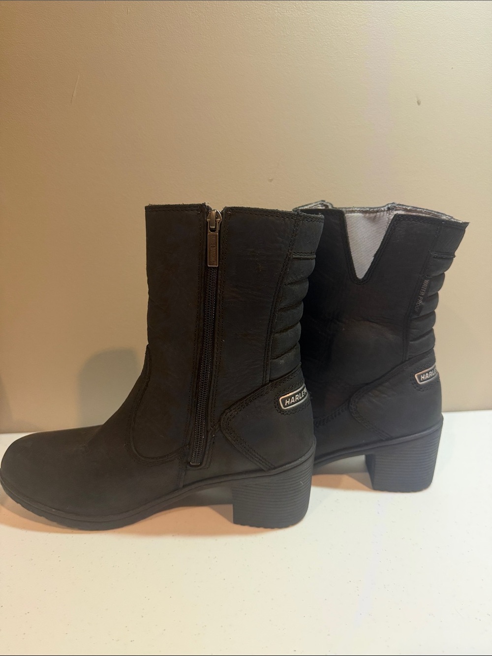 Harley-Davidson Black Mid-Calf Zip Heeled Riding Boots women’s